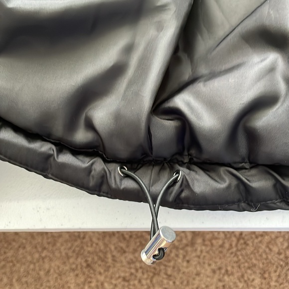 Puffer Jacket - Picture 7 of 9